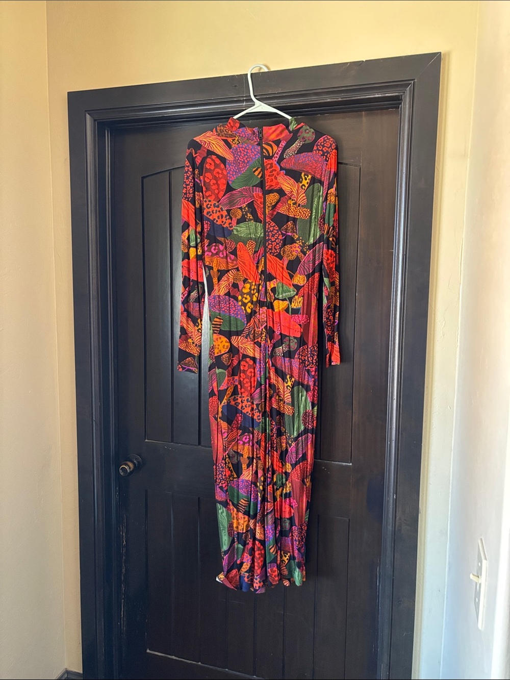 FARM Rio Leopard Mushroom Jersey Dress - Picture 7 of 12